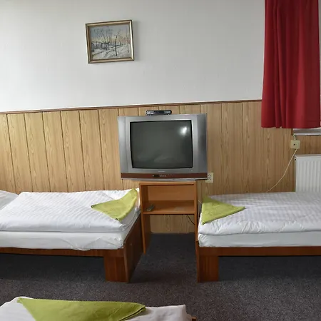 Alexander Hotel