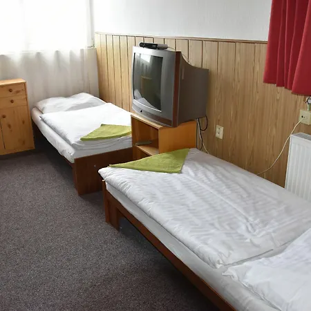 Alexander Hotel