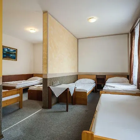 Hotel Alexander 2*