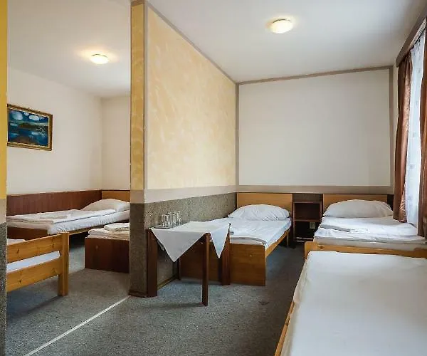 Hotel Alexander 2*